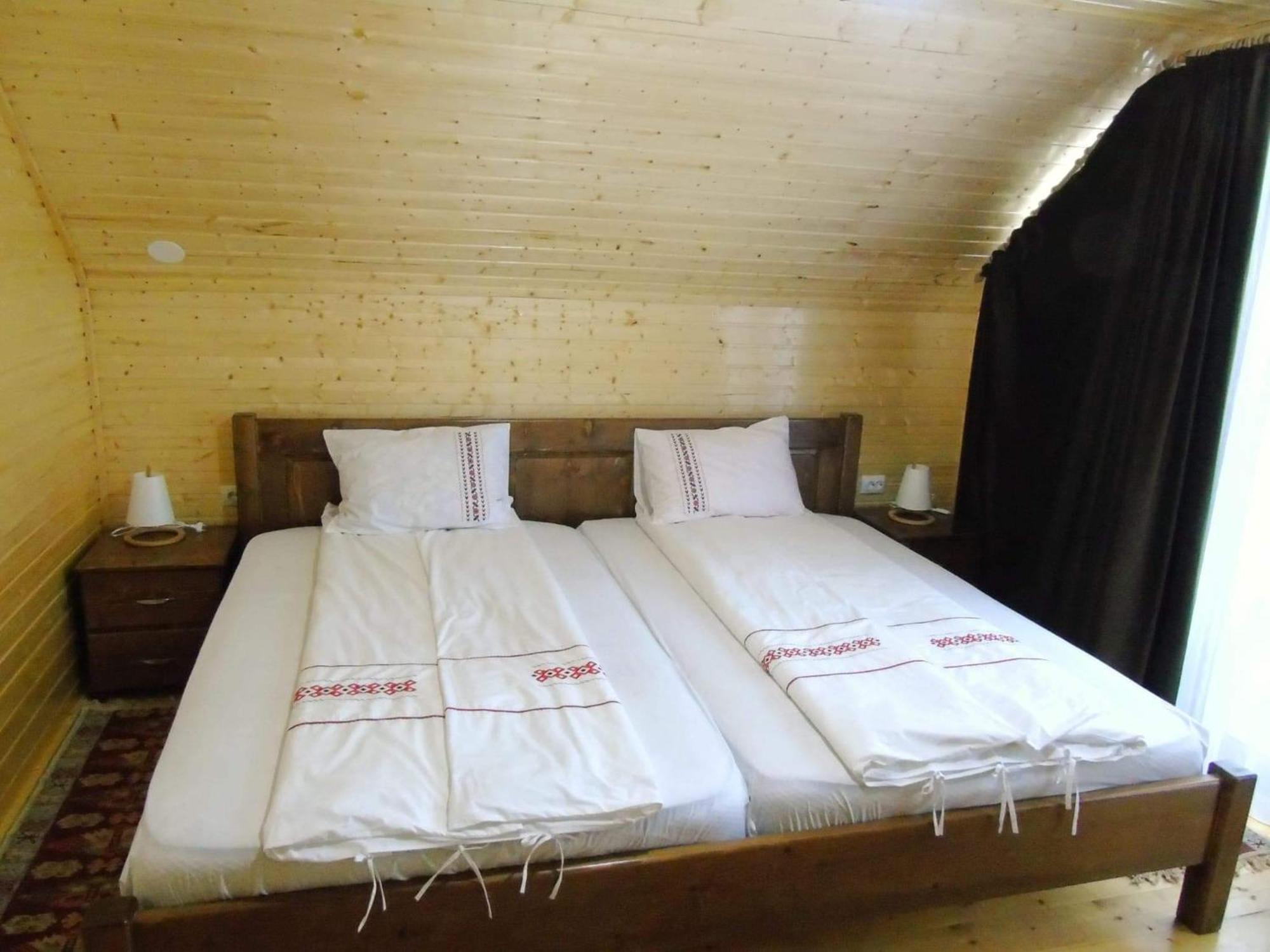 Cabana Dintre Munti Vidra  Экстерьер фото
